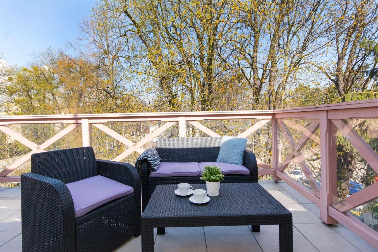 Green Park Rentyear Apartments Сопот Екстериор снимка